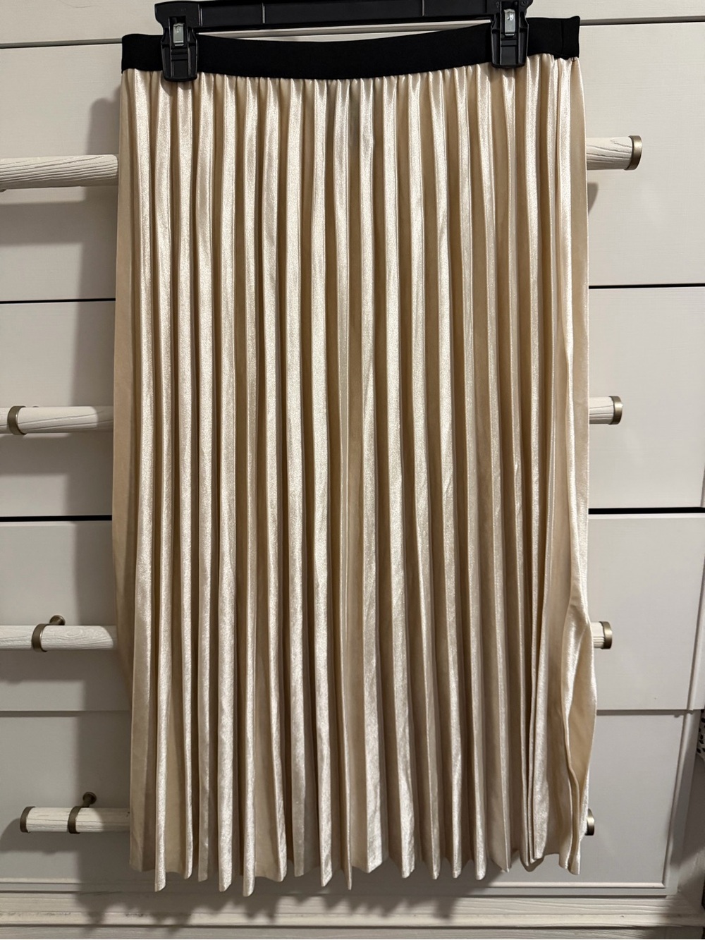 Metro Wear Cream Pleated Midi Skirt with Black Waistband